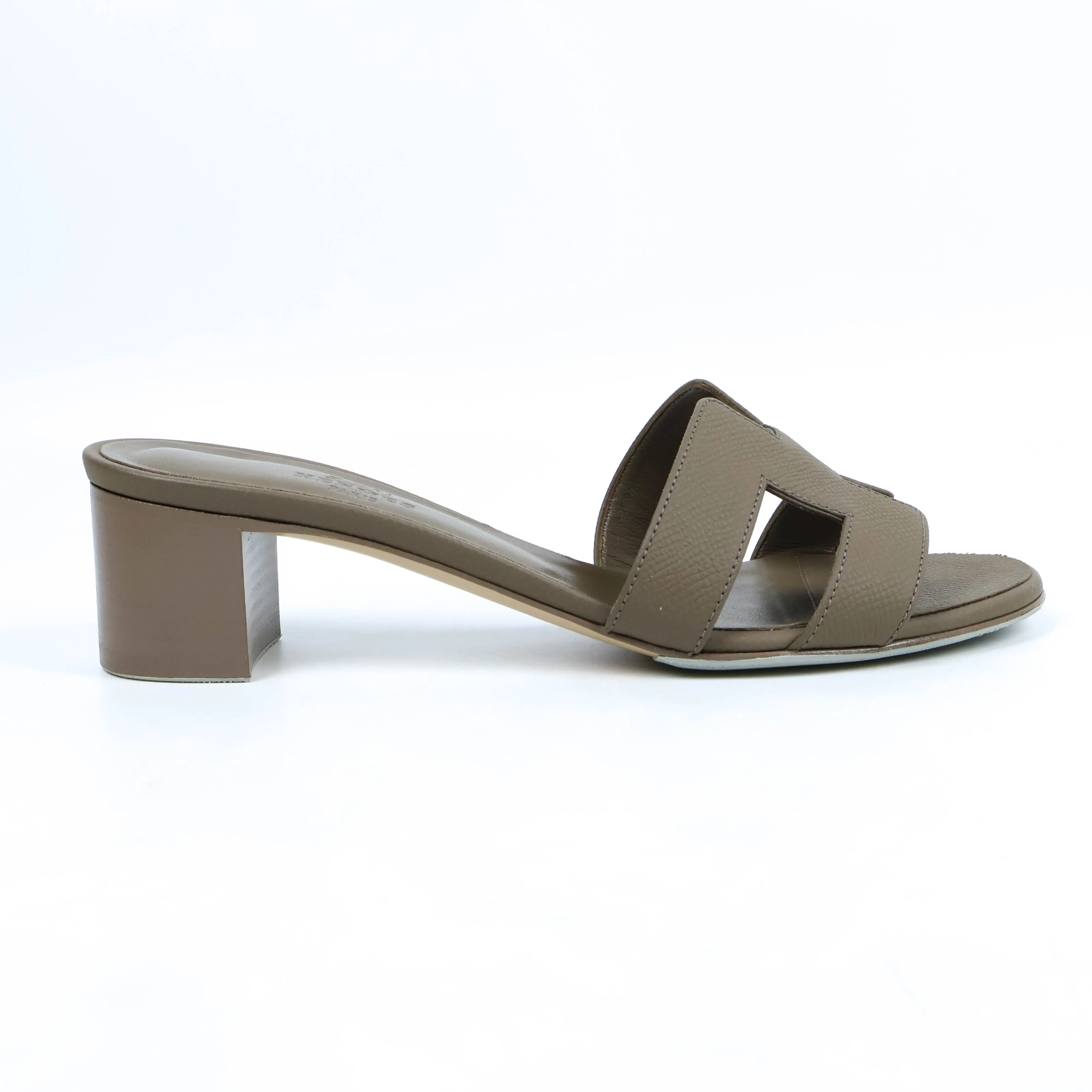 Hermes Oasis Sandals Etoupe