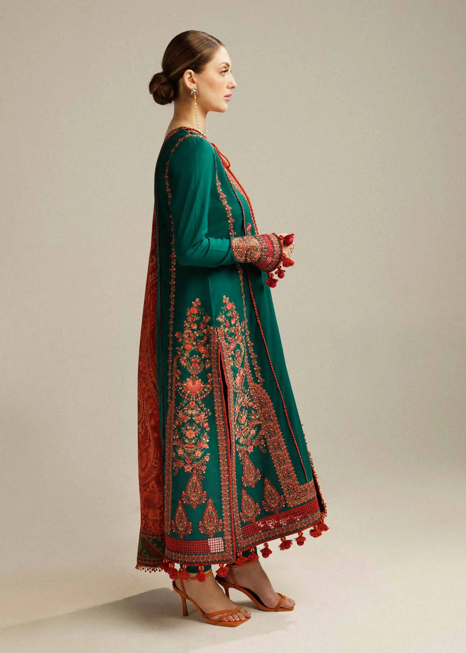 Shawl Khaddar '23 - Marjaan